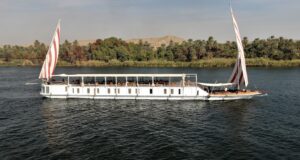Murchison Falls Boat Cruise with Breakfast on Board | Uganda’s Morning on the Nile